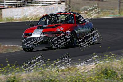 media/May-18-2024-Nasa (Sat) [[31ca56b002]]/Race Group B/Qualifying (Turn 4b)/